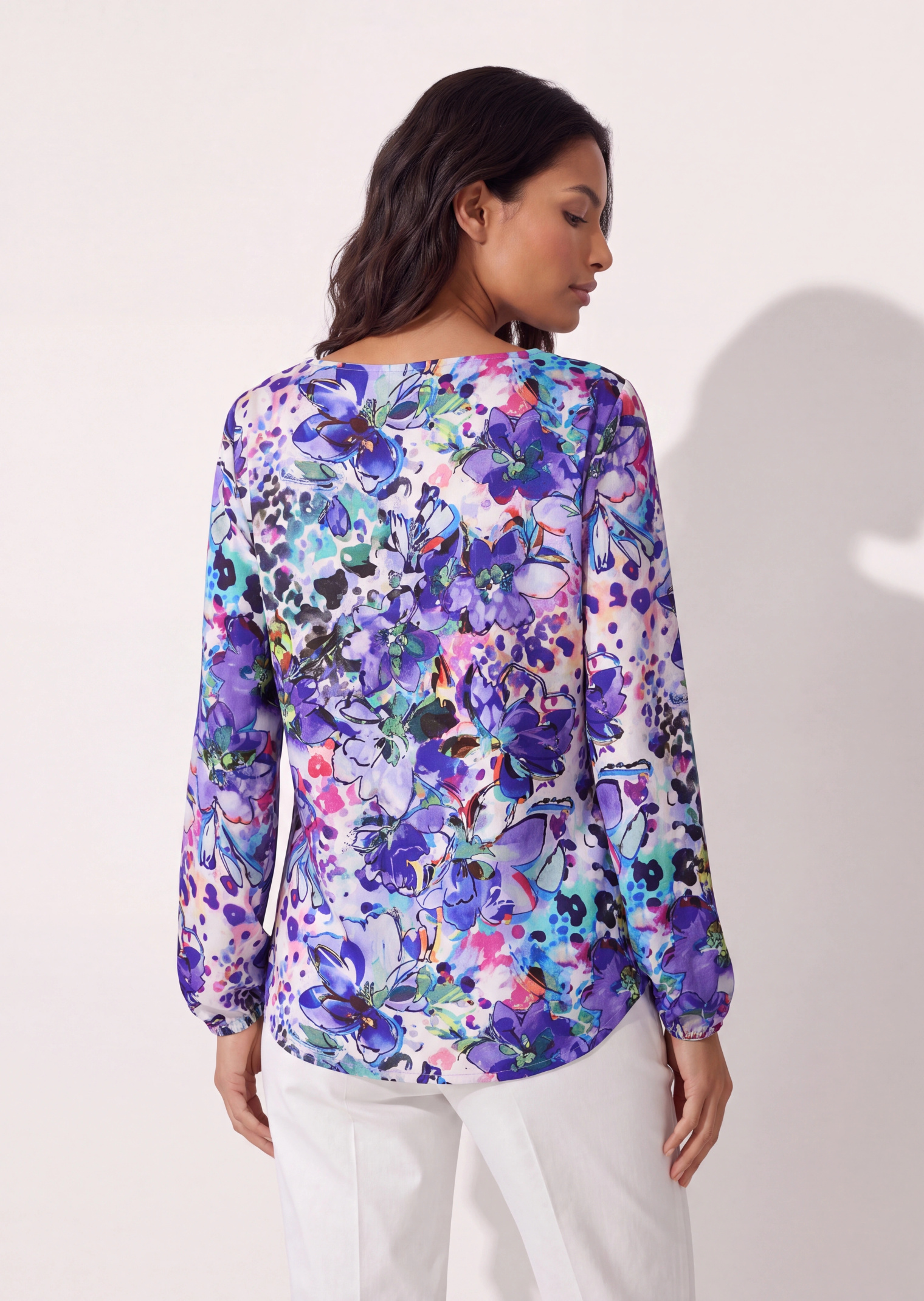 Bluse mit Blumenprint und Bordüre thumbnail 4