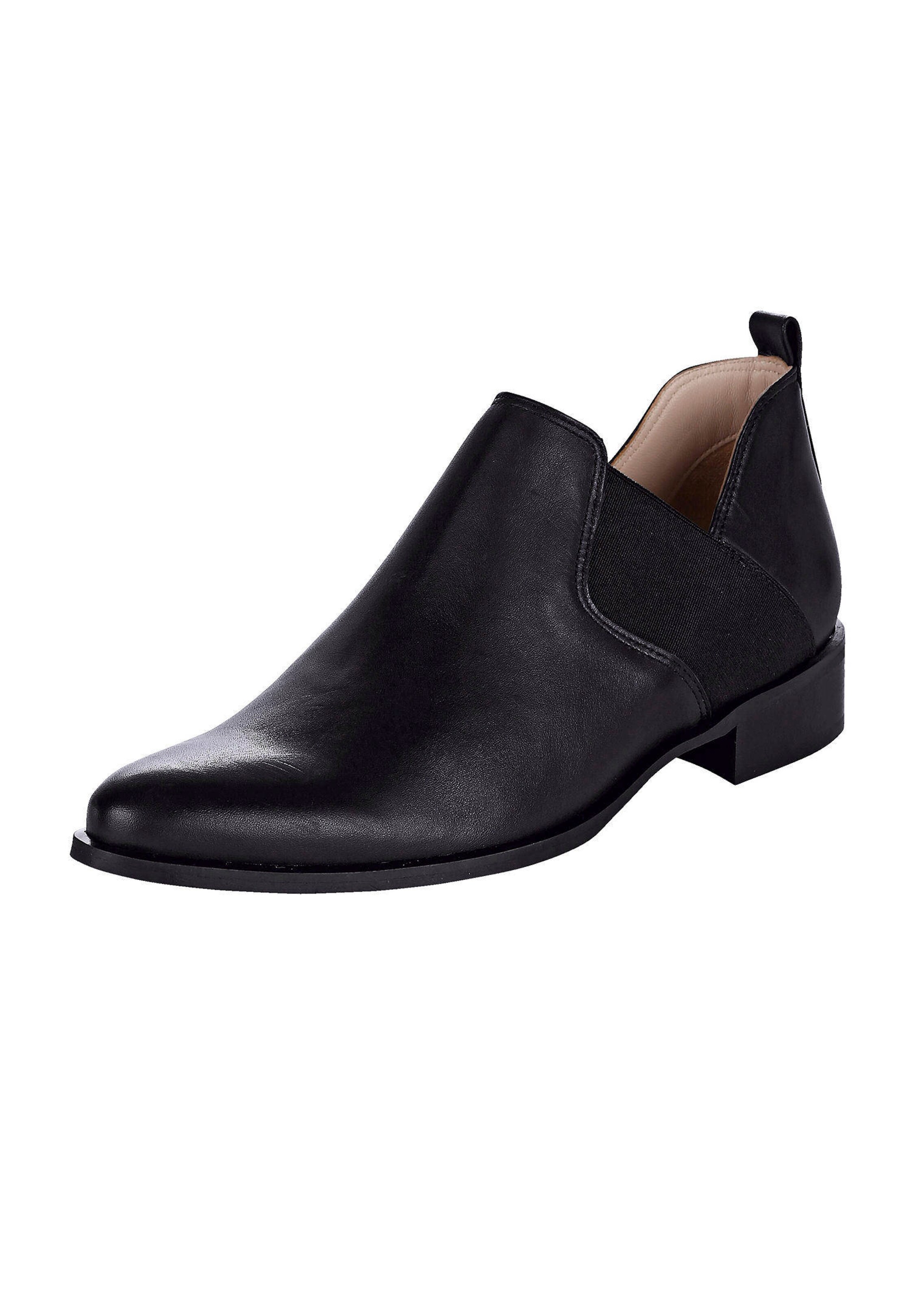 Stiefelette im klassischen Design