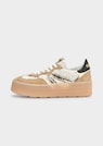 Sneaker thumbnail 4