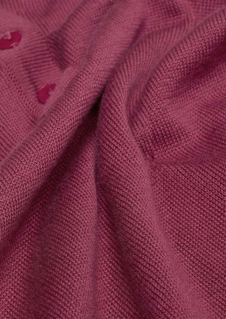 Pull en tricot à manches courtes et col chemisier