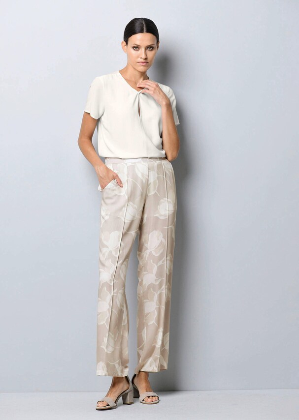 Hose mit floralem Print 1