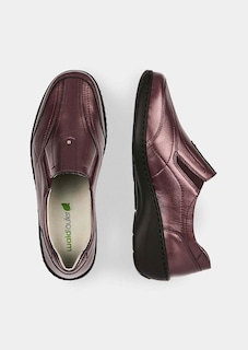 Élégants mocassins en cuir souple thumbnail 2