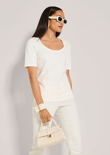 T-shirt with rounded neckline and 1/2-length sleeves thumbnail 4