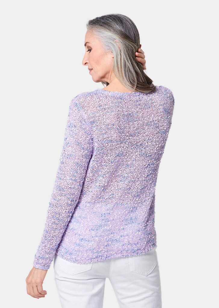 Effektvoller locker gestrickter Bändchengarnpullover
