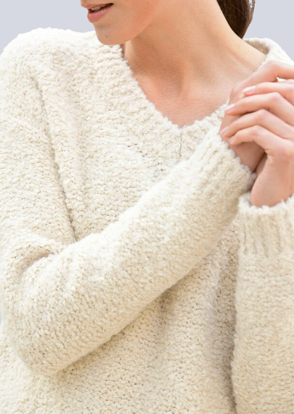 Pullover aus angenehmen Bouclegarn 4