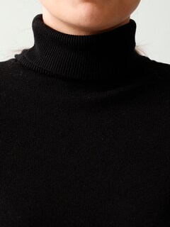 Rollkragenpullover in Feinstrickqualität thumbnail 5