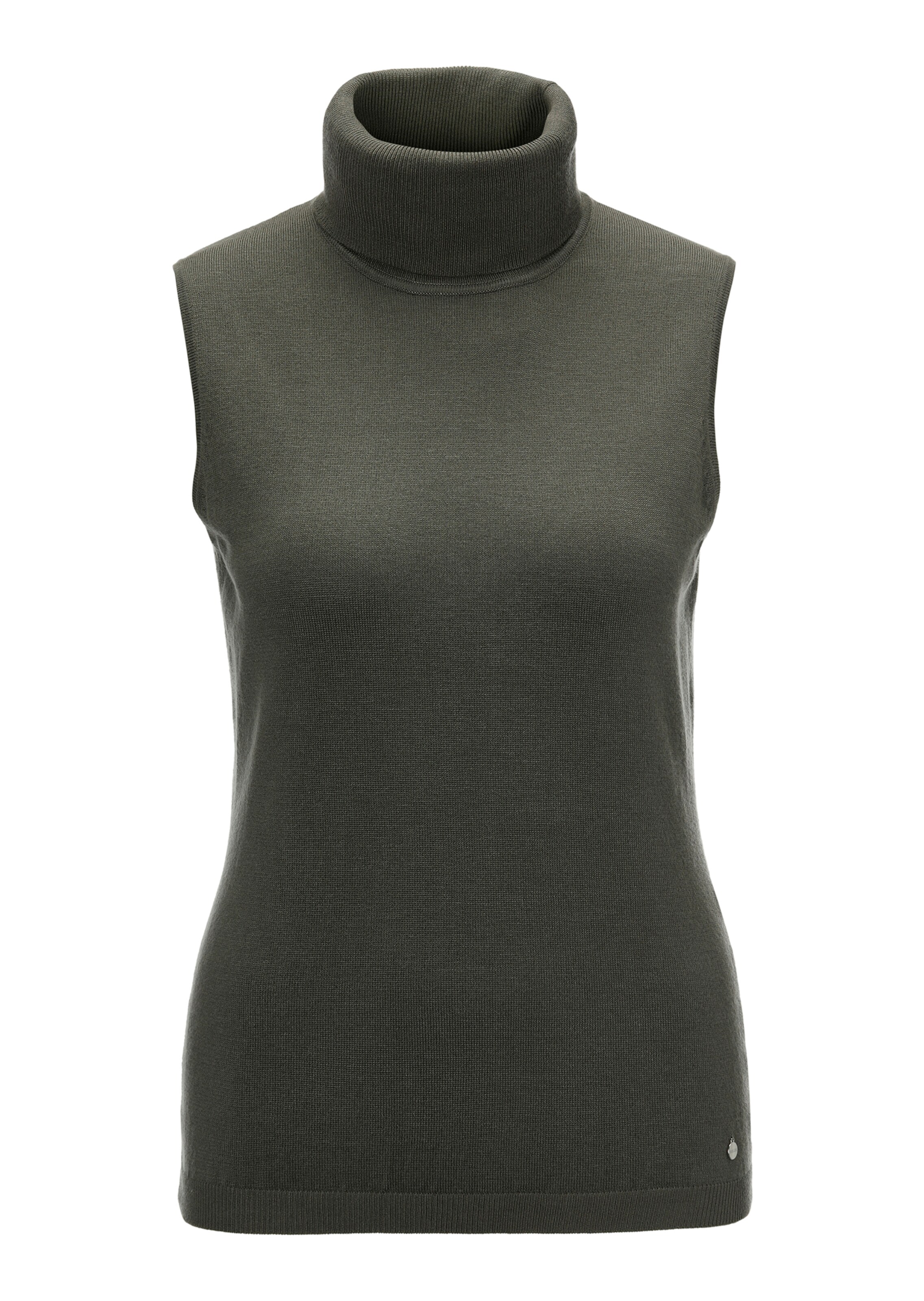 Sleeveless turtleneck jumper
