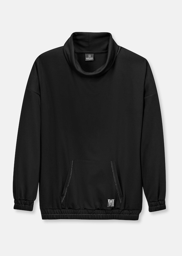 Sophisticated sweatshirt with a casual oversized style 5