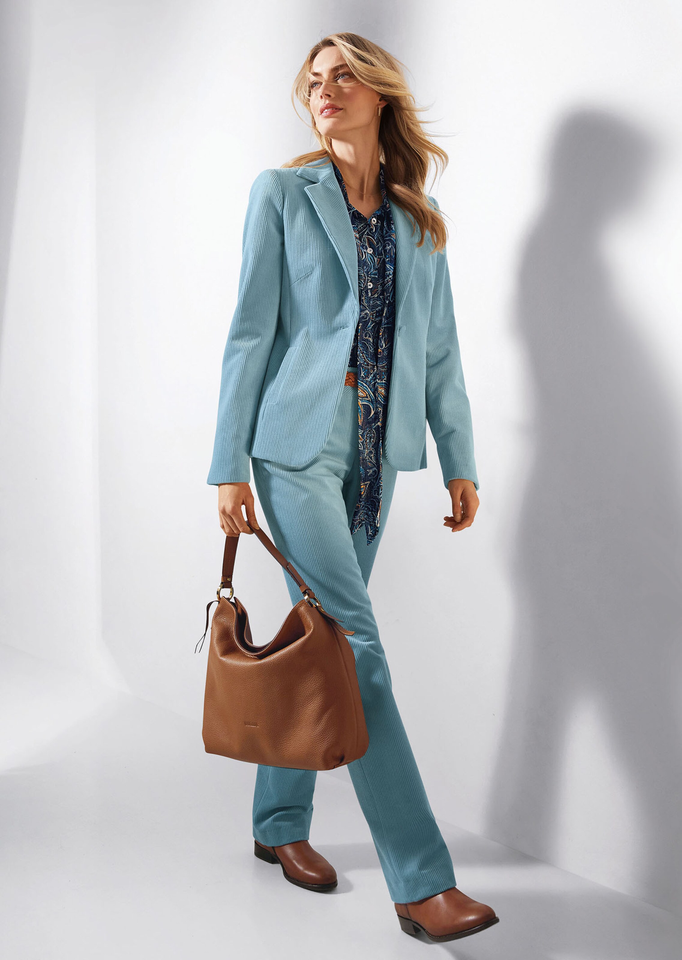 Corduroy blazer with button fastening