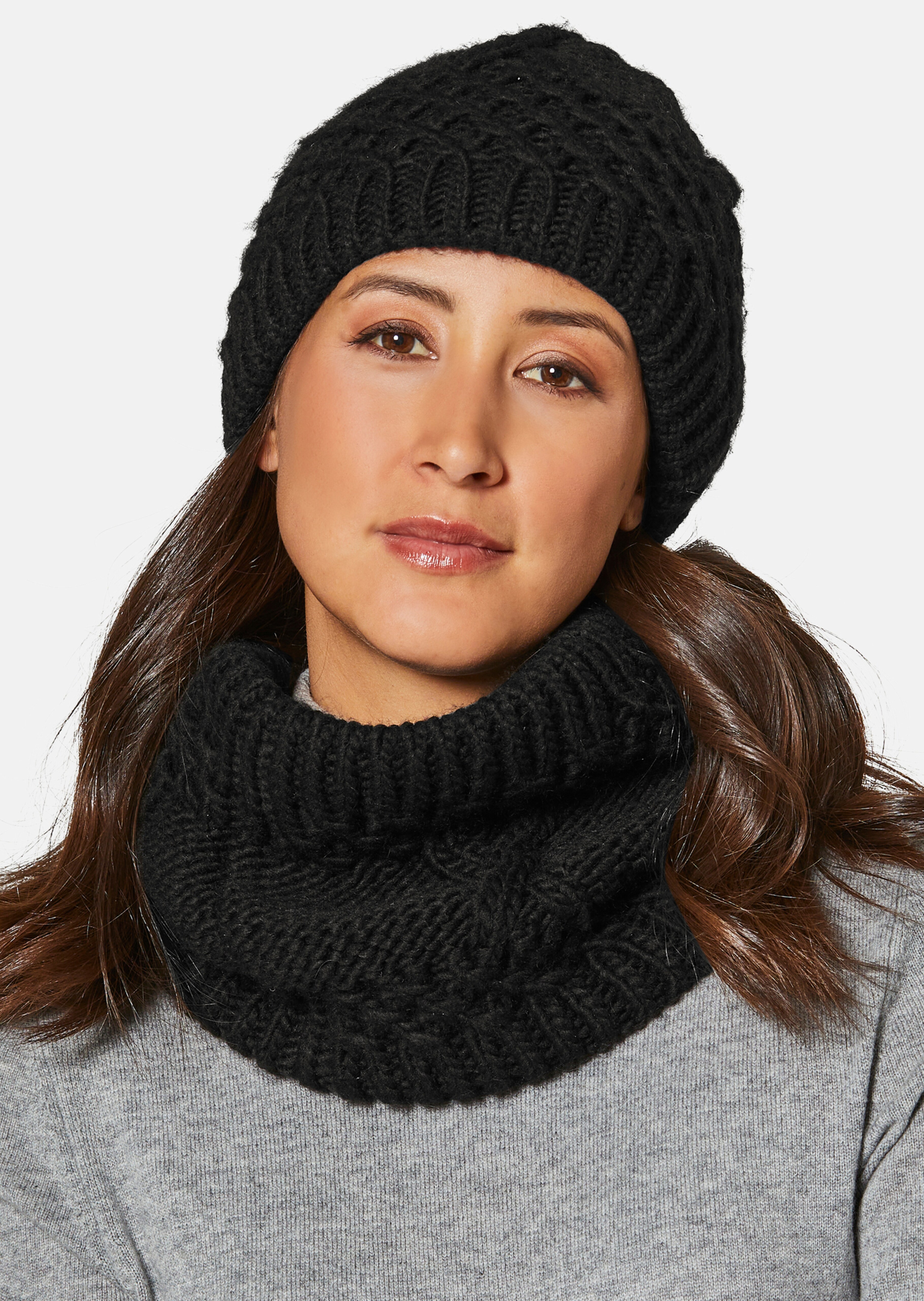 Colsjaal met kabelpatroon