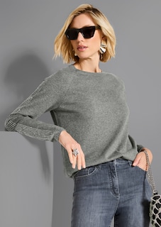 Pull orné de strass thumbnail 7