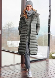 Loop scarf with cable pattern thumbnail 4