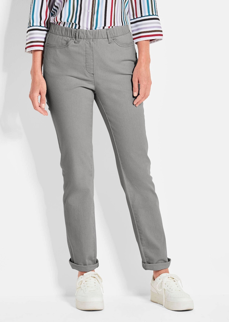 Klassiset CARLA-farkut joustavalla vyötäröllä