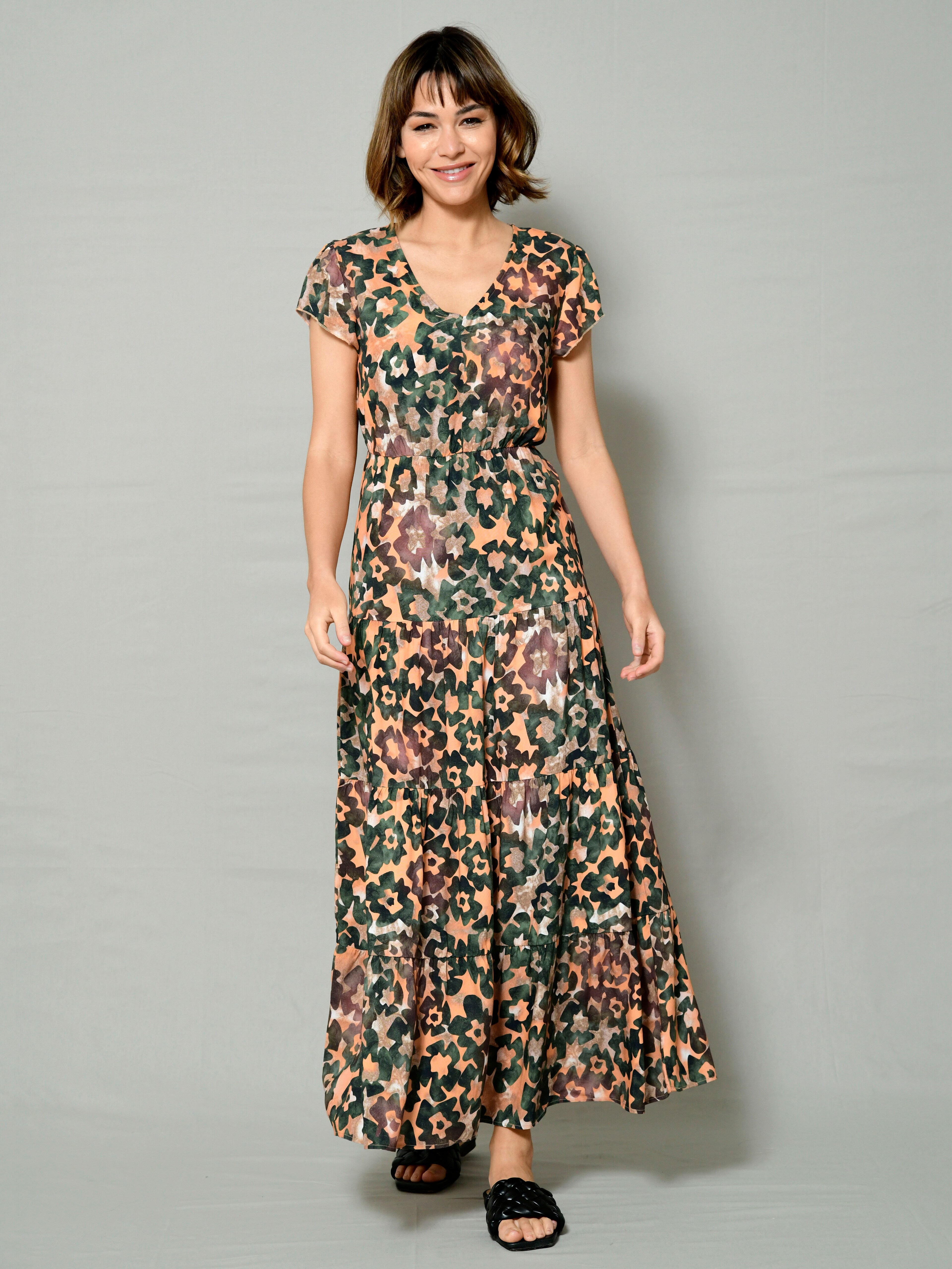 Strandkleid in allover Blumendruck