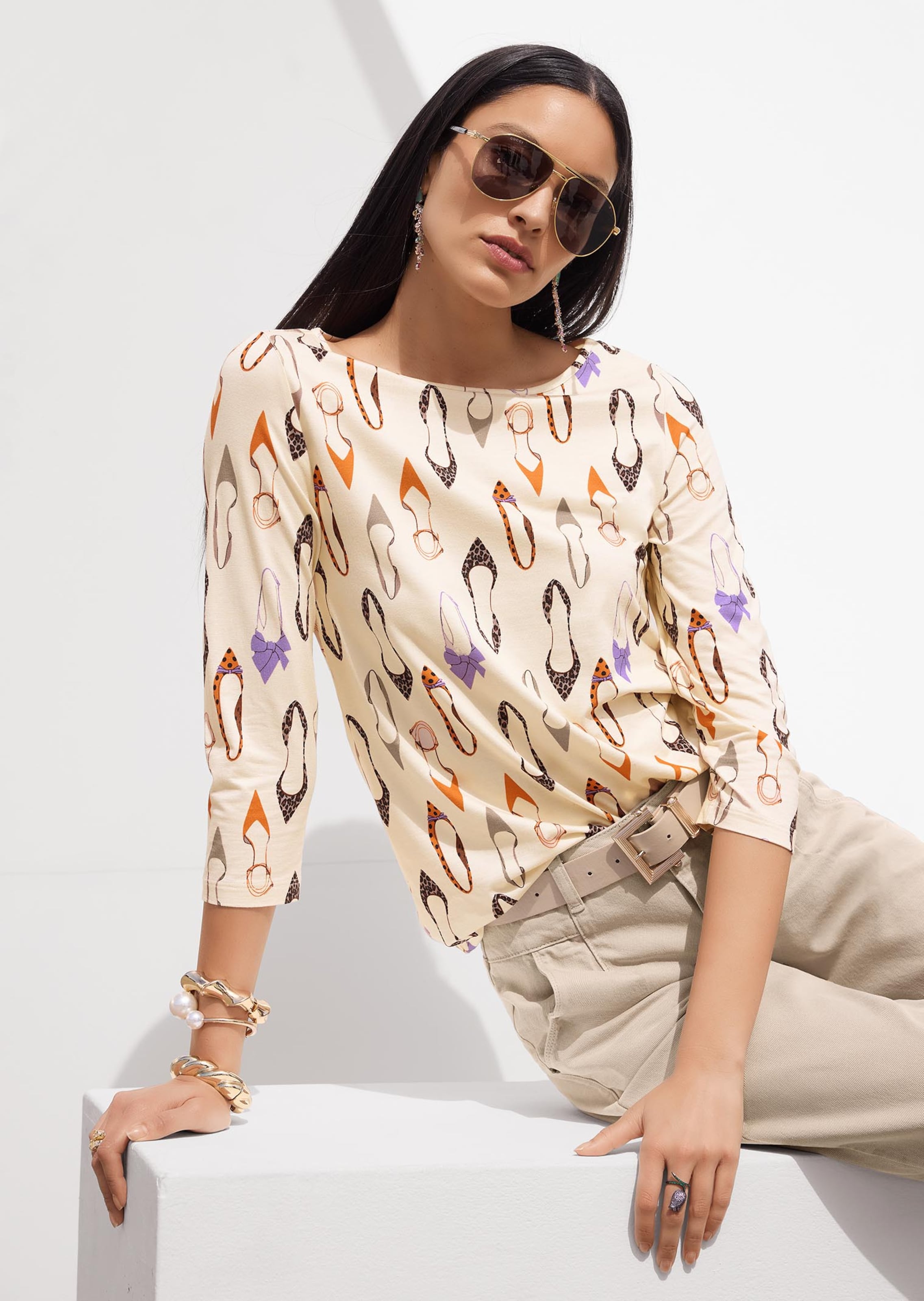 Stretchshirt mit Schuhprint