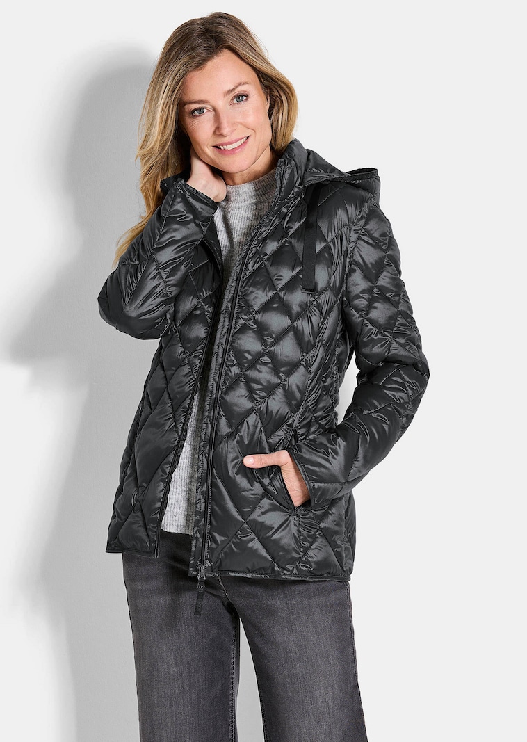 Steppjacke mit Rautenmuster