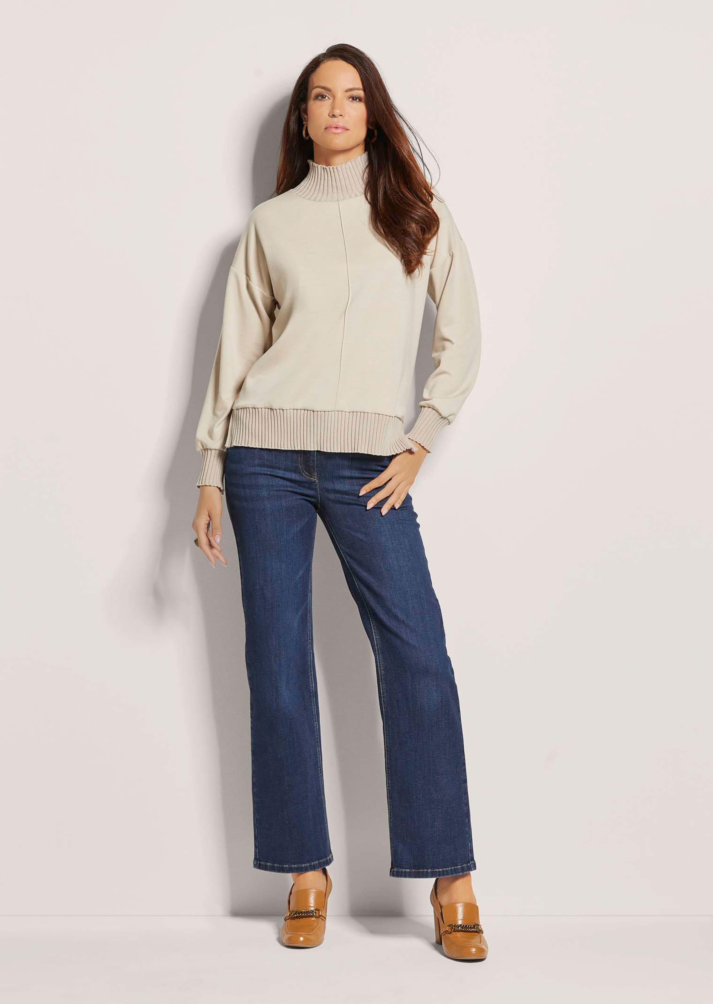 Sweatshirt mit Rippenabschlüssen