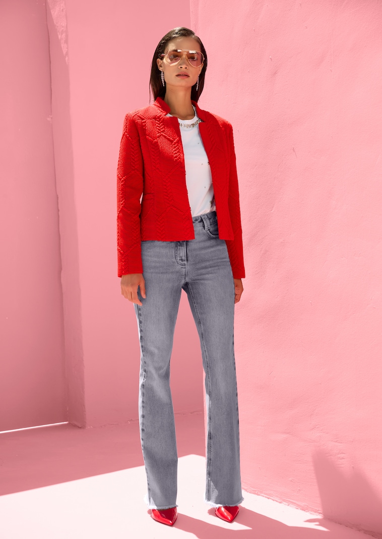 Kurzer Jersey-Blazer mit Zopfmuster