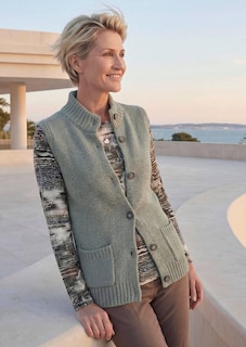 Gilet en tricot léger avec patte de boutonnage thumbnail 1