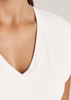 Casual shirt with V-neck thumbnail 5