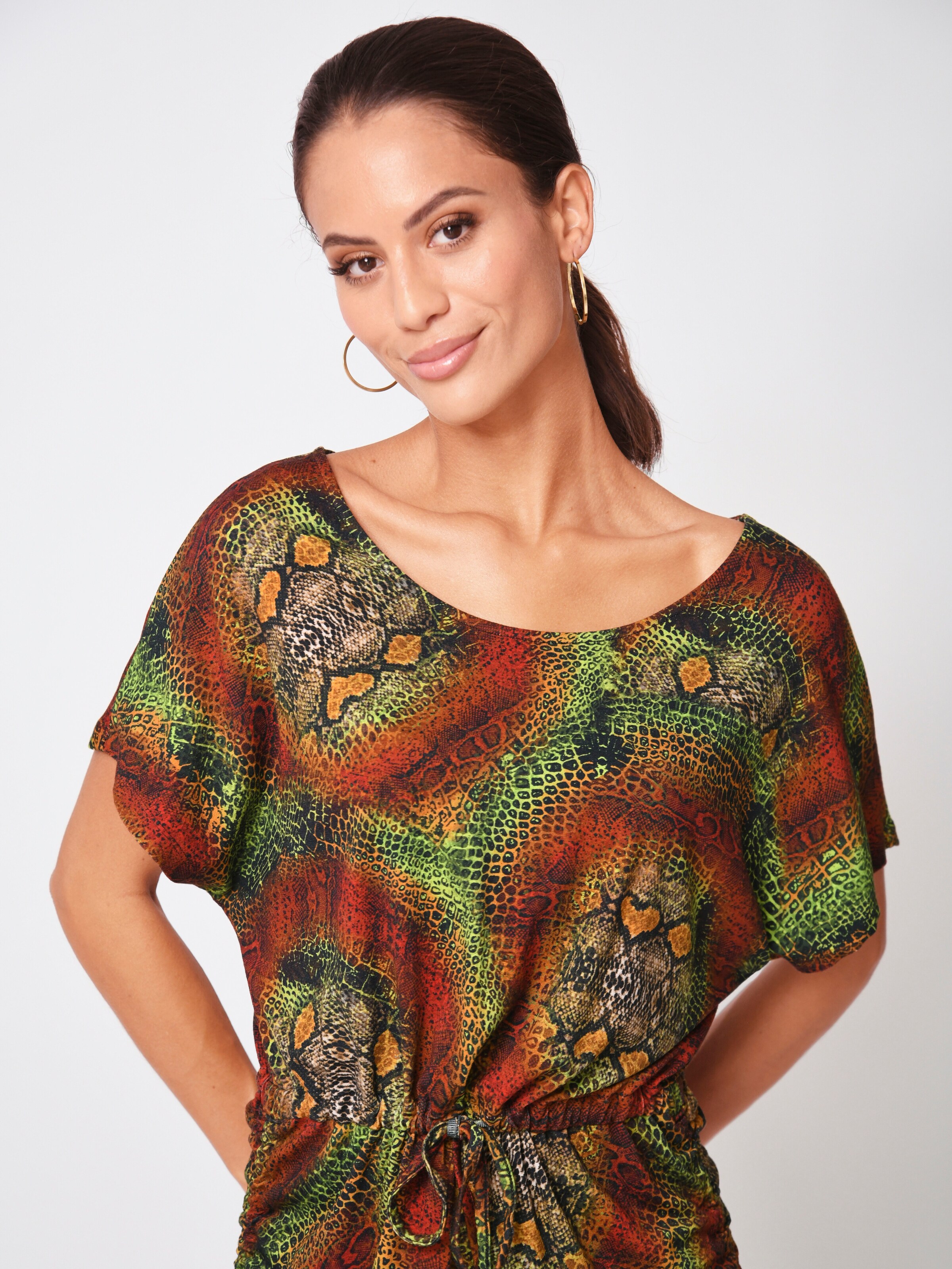 Longshirt in multicolor Schlangenprint