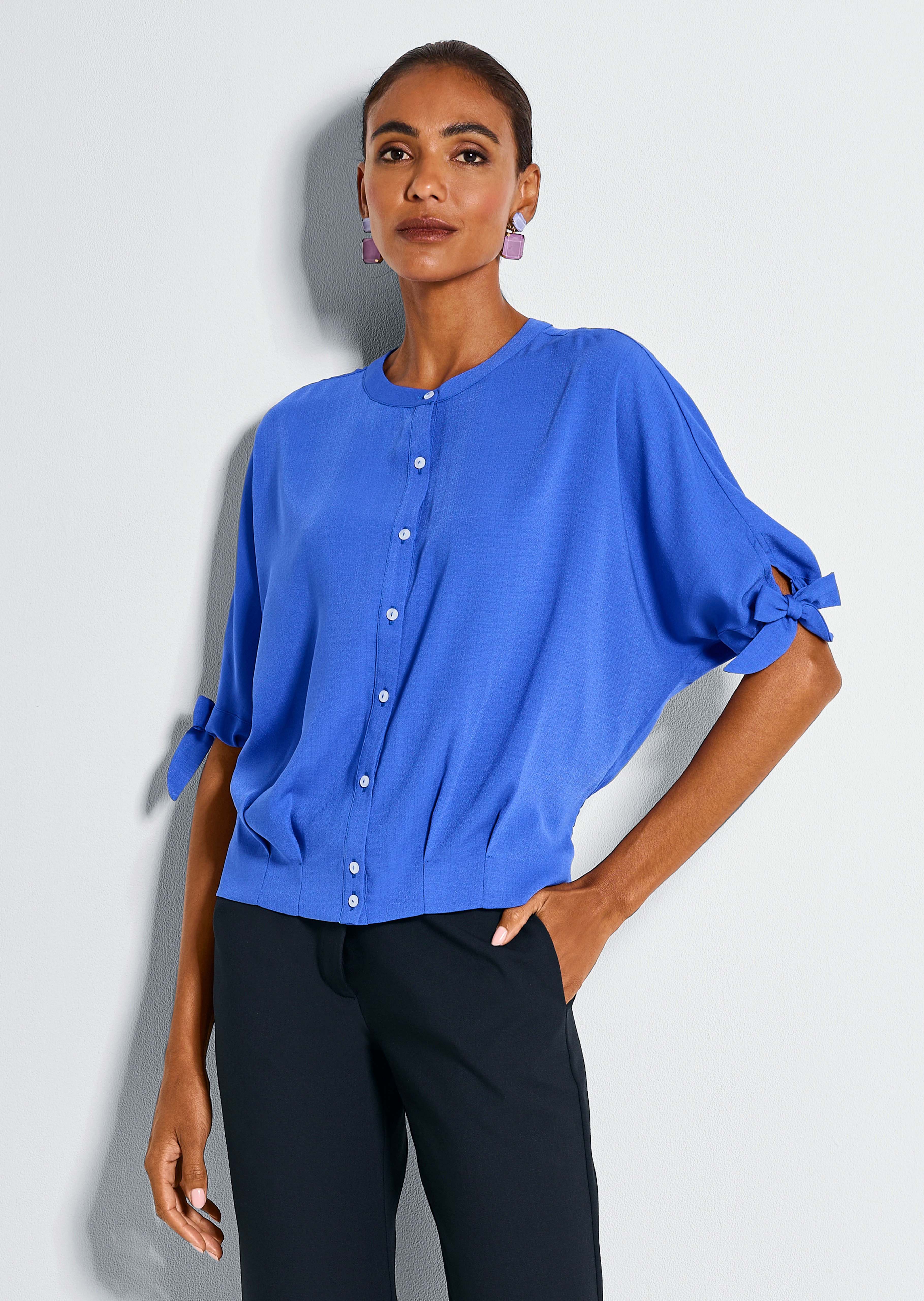 Bluse mit kurzen Fledermausärmeln