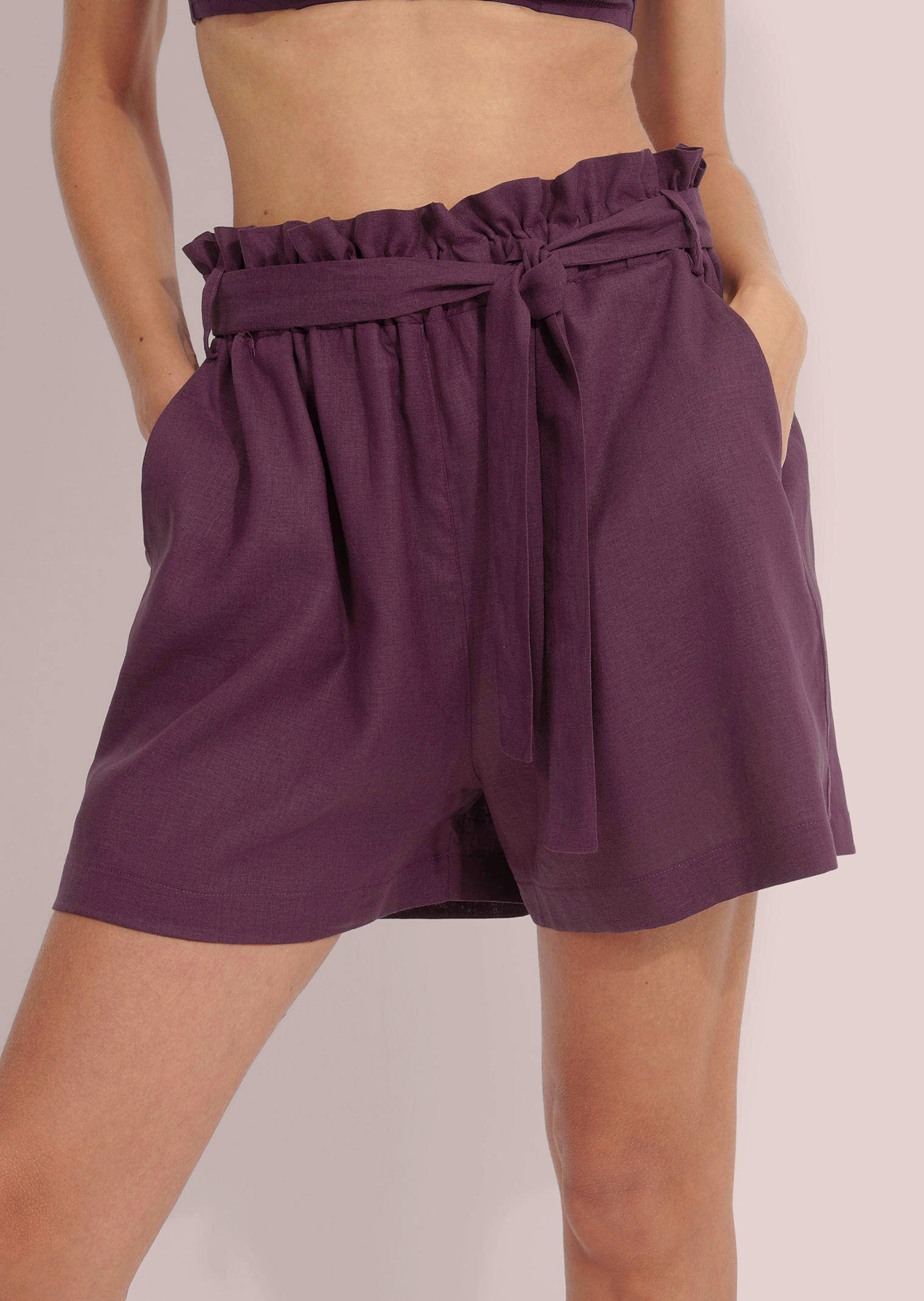 Short en lin avec ceinture à nouer