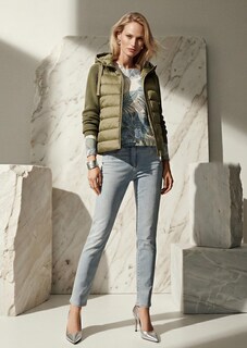 Slim-Jeans mit Strassdetails und modischer Waschung thumbnail 1