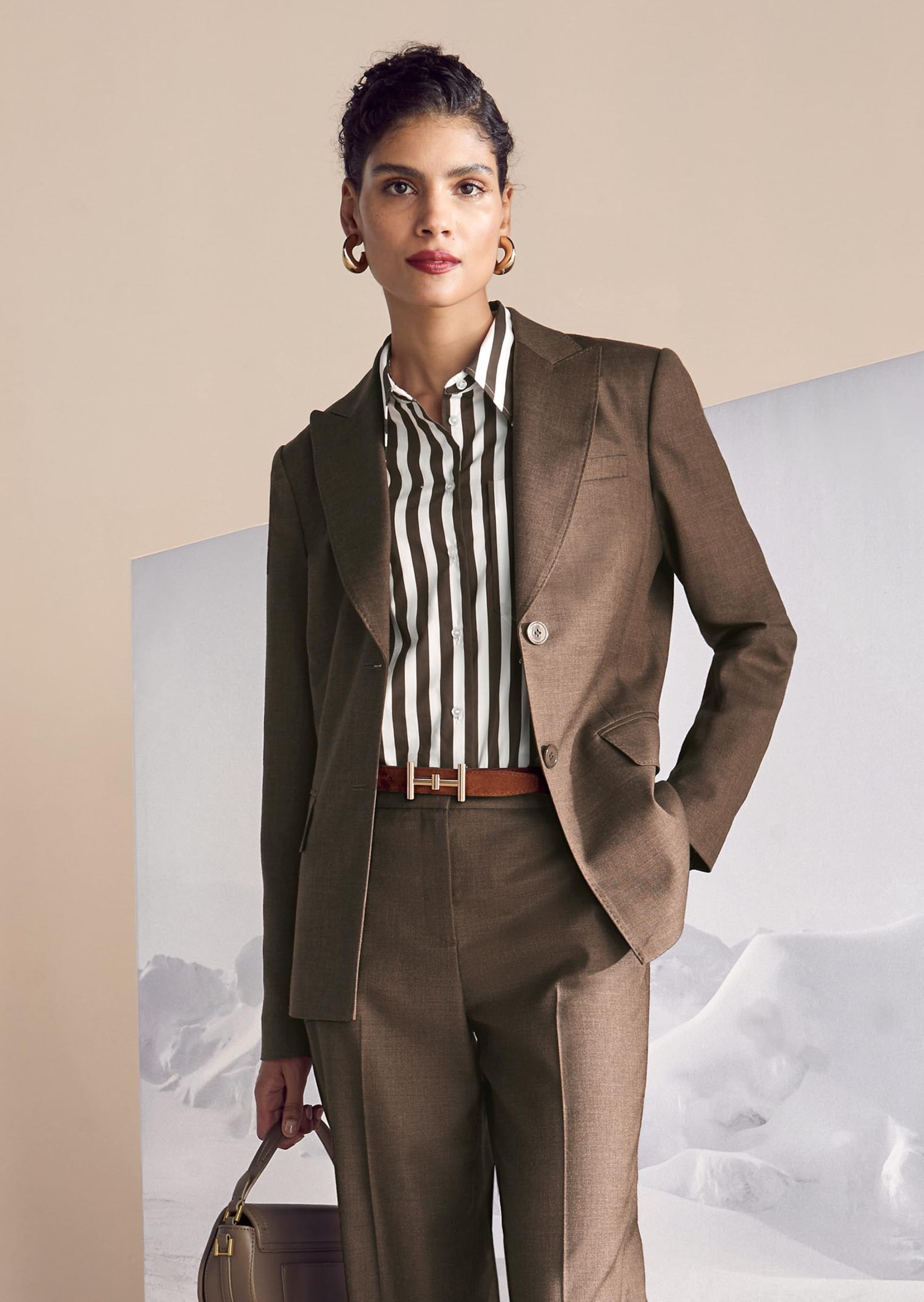 Klassischer Blazer mit Reverskragen