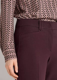 Schmale, konische Hose mit Bügelfalte und Aufschlag thumbnail 5