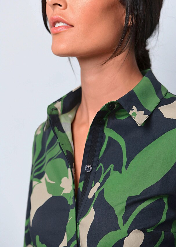 Kleid in sommerlichem Blumendessin 6