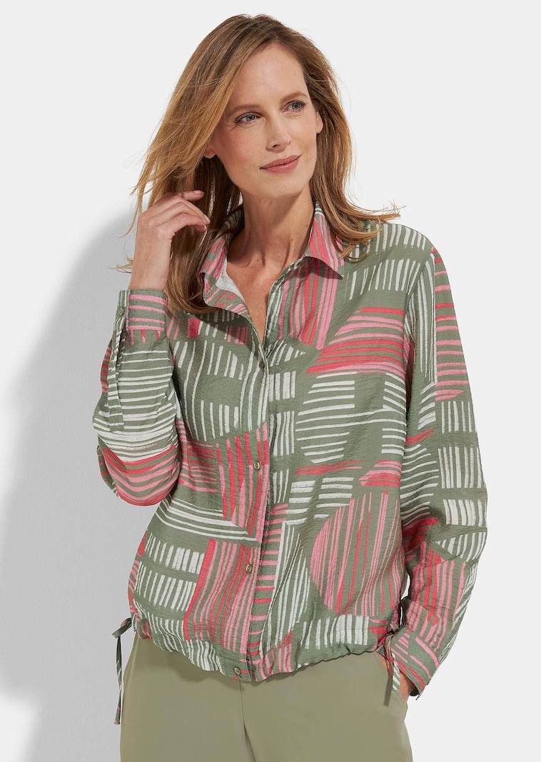 Sommerbluse mit Tunnelzug am Saum