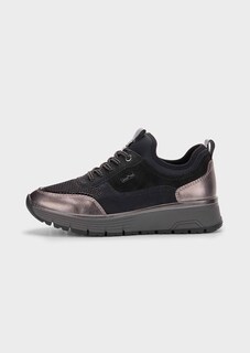 Sneaker thumbnail 4
