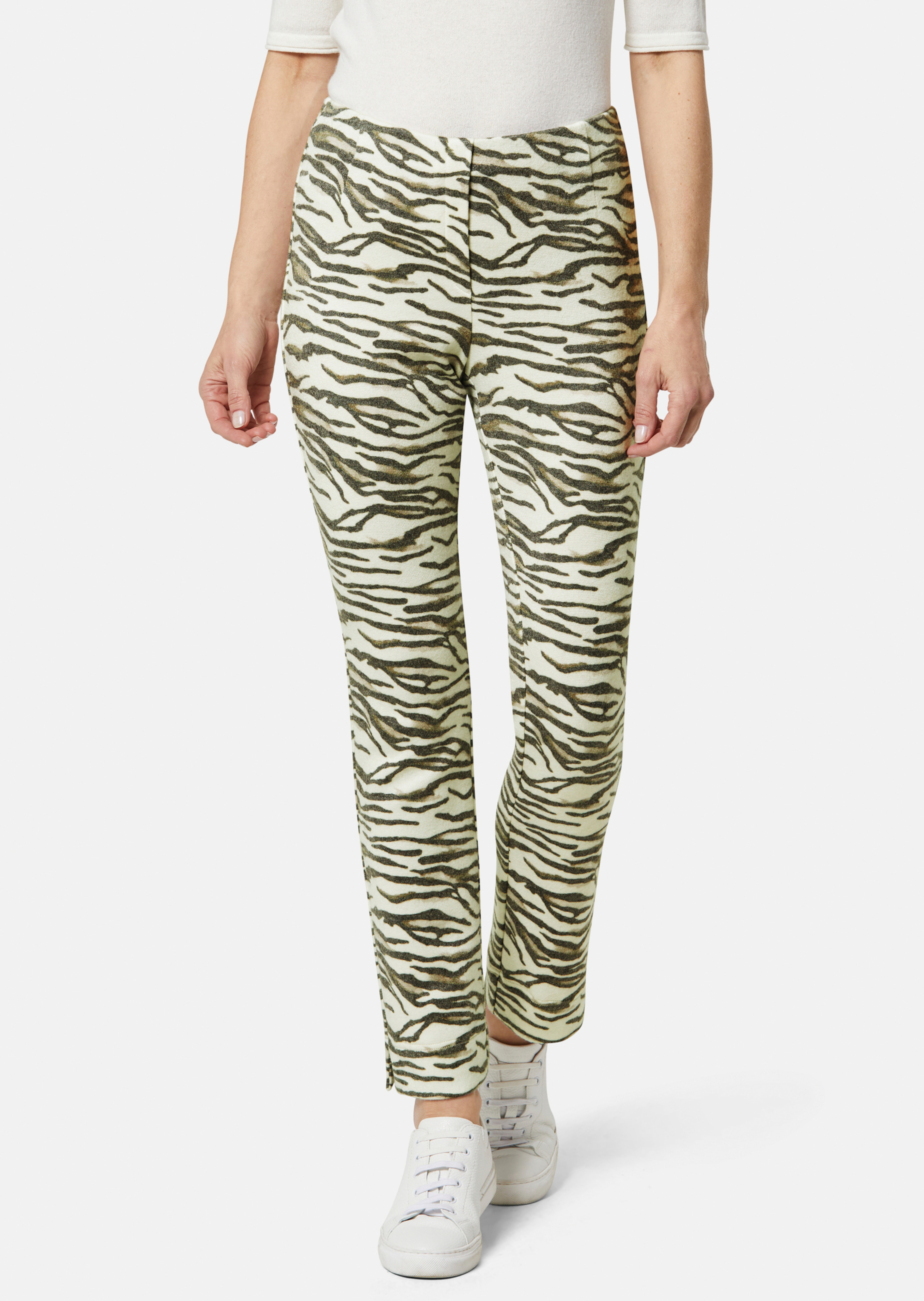 Jogg trousers with pattern