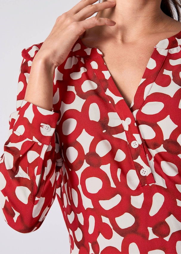 Bluse mit grafischem Dessin 4