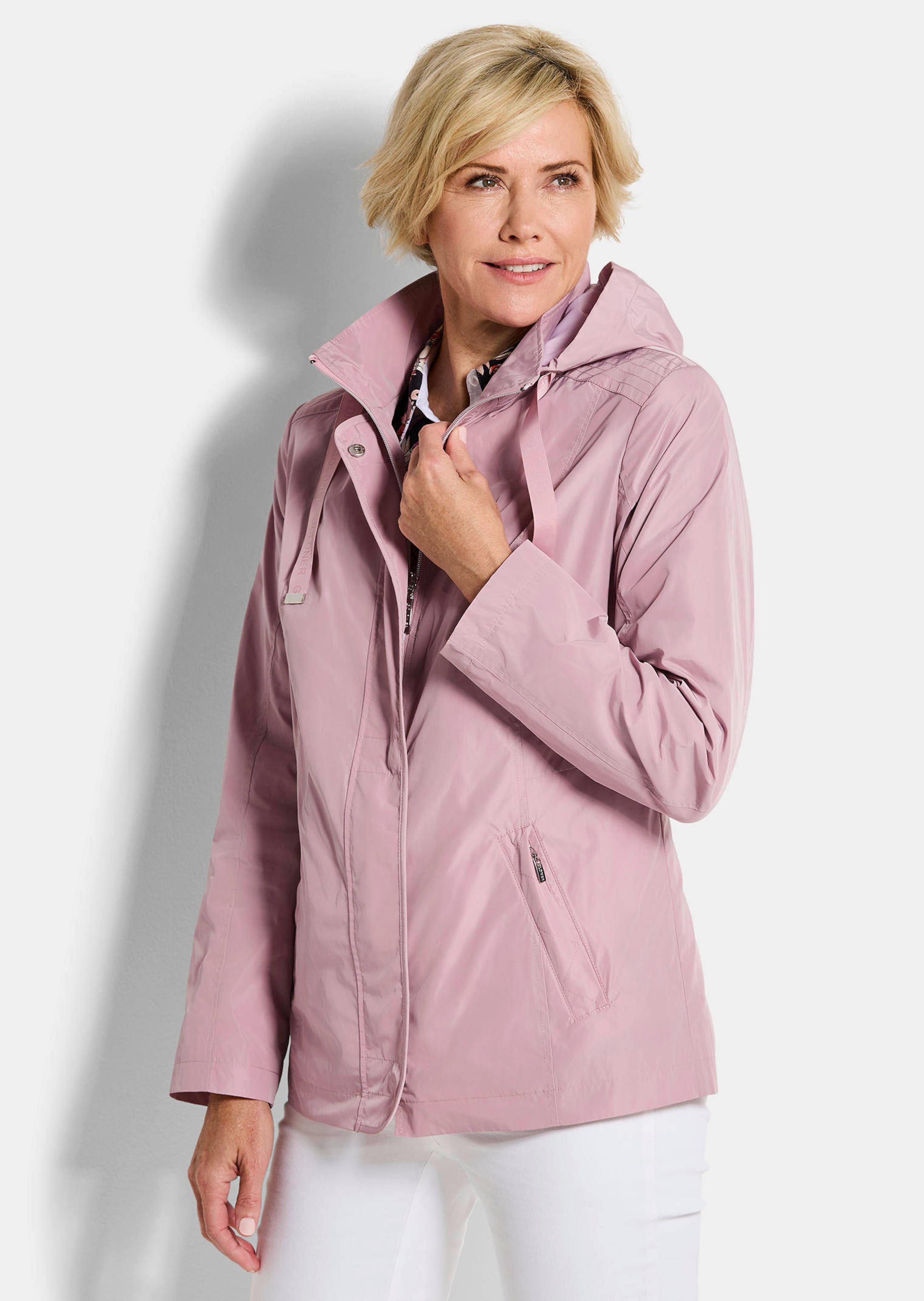 Veste à capuche amovible