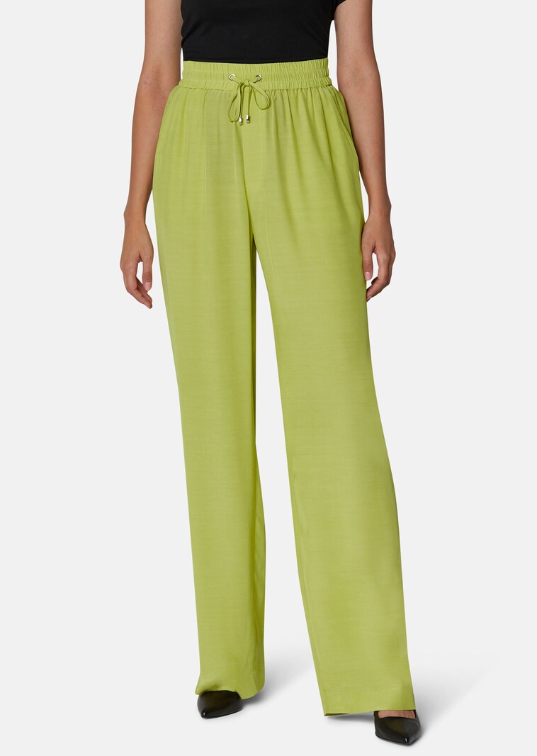 Trousers in silky, shiny viscose