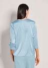 Blouse en soie stretch avec encolure en V thumbnail 3