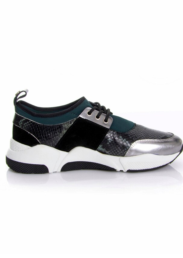 Sneakers 5
