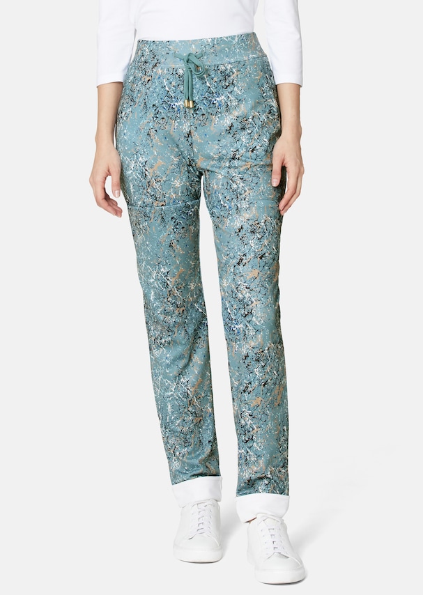 Jogging trousers with trendy one-of-a-kind print