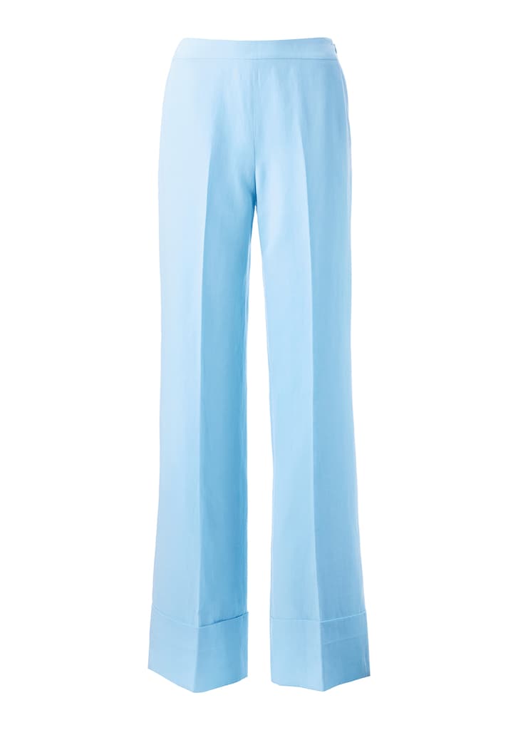 Wide summer trousers with wide turn-ups