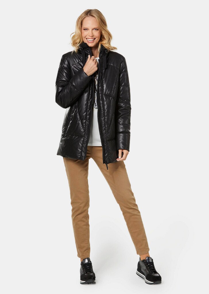 Steppjacke in Lederoptik