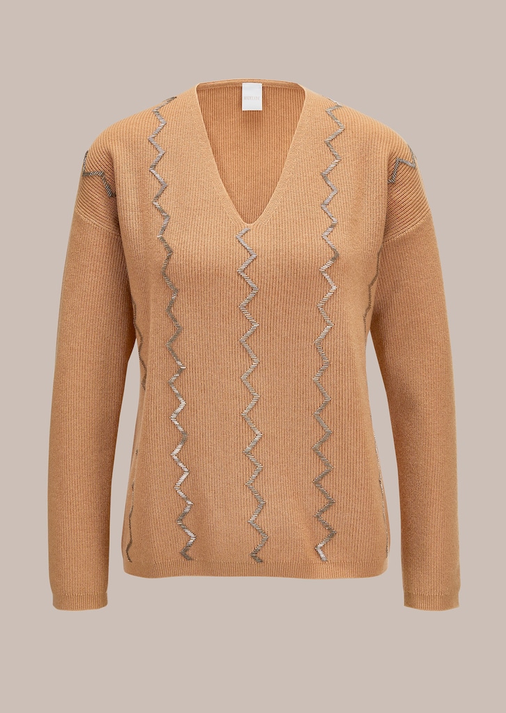 Oversize-Pullover mit aufwändiger Dekoration