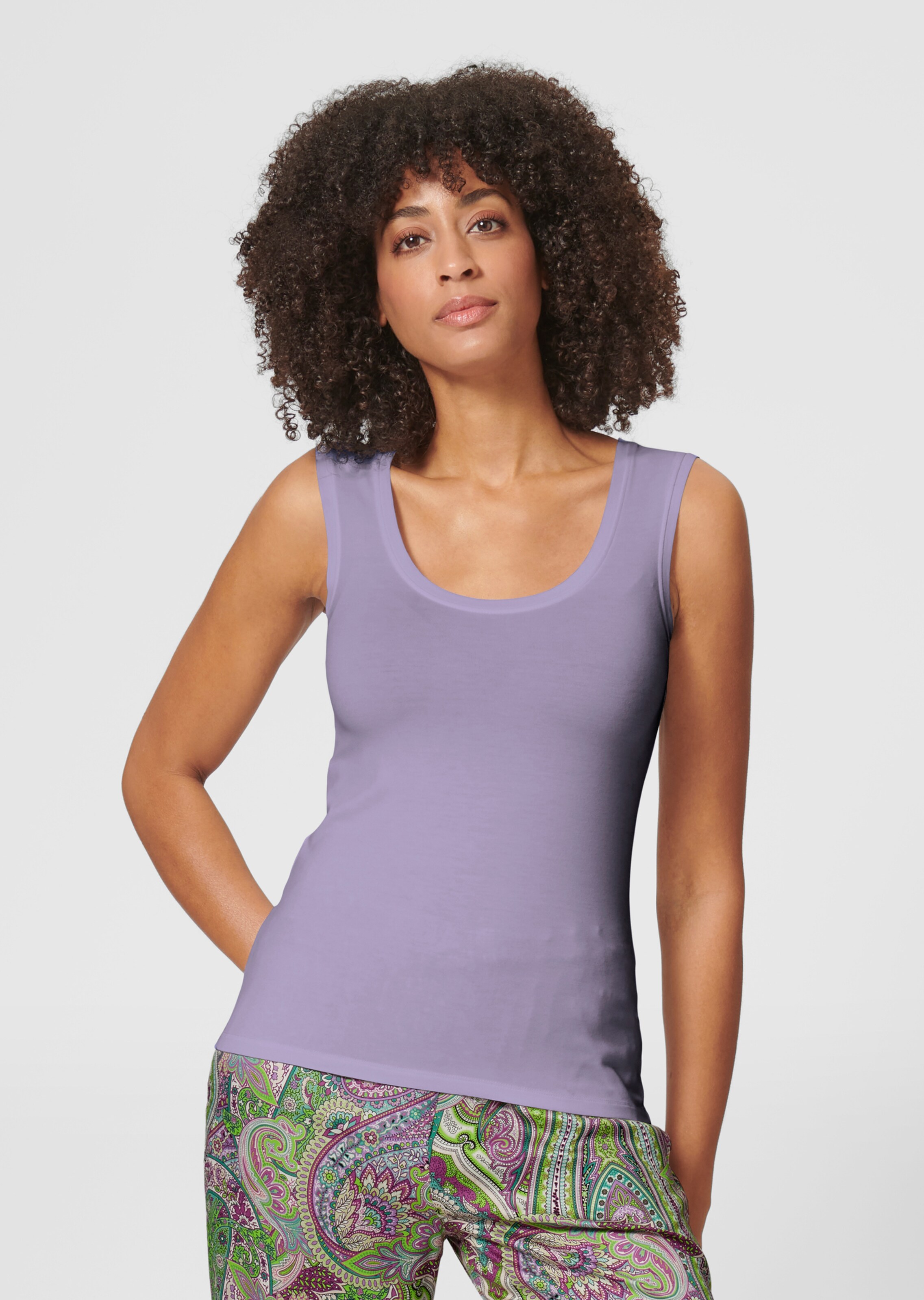 Tank top with wide straps
