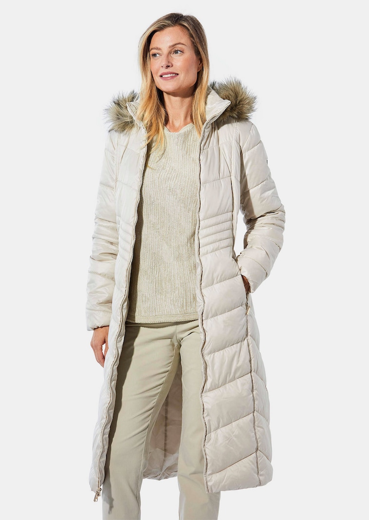 Gewatteerde mantel met 2-wegritssluiting