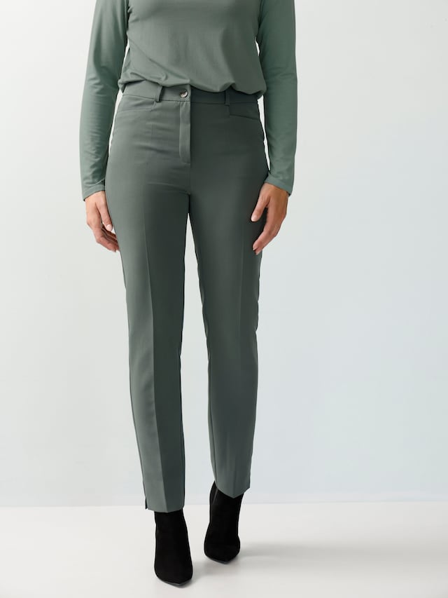 Hose mit Bügelfalte