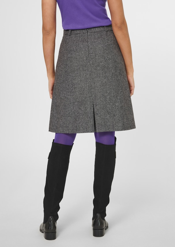 Fashionable A-line skirt 2
