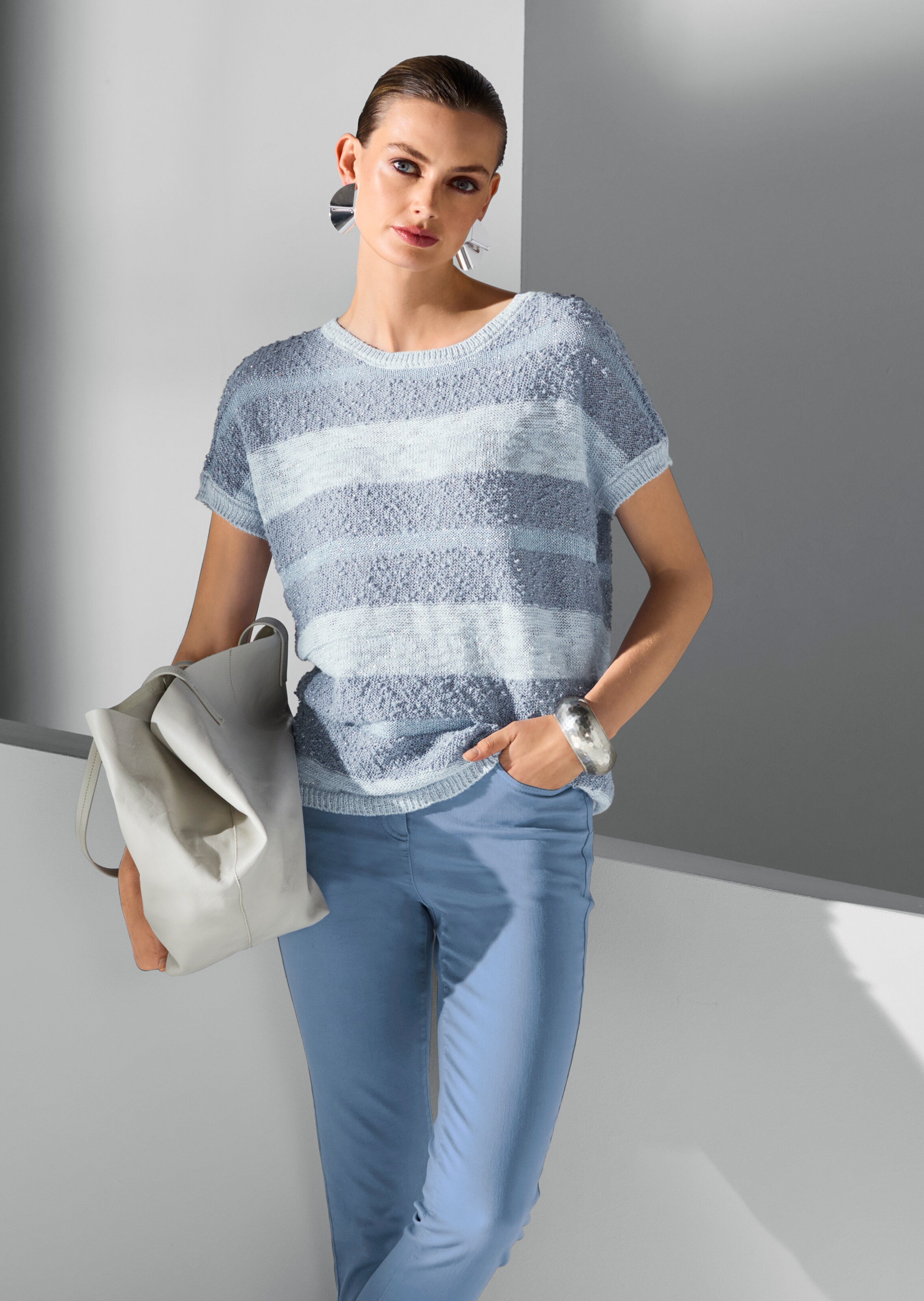 Kurzarm-Pullover mit Glanz-Effekt