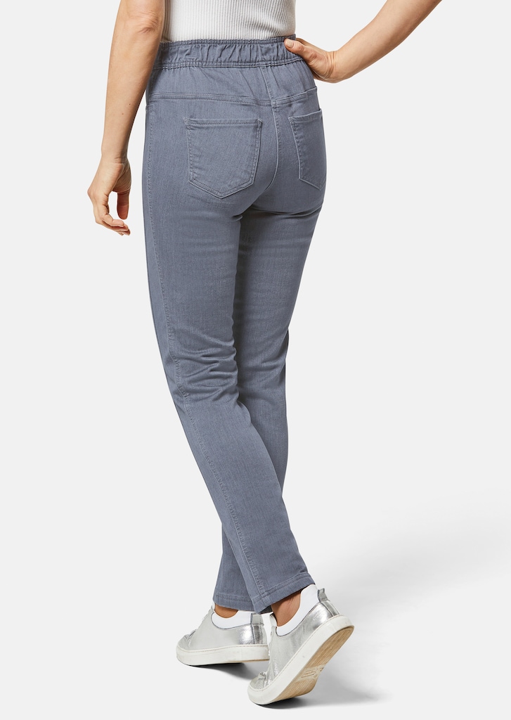 Schmale Schlupf-Jeans aus Sweat-Denim 2