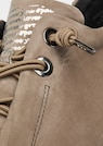 Klassischer Sneaker mit dezenten Details thumbnail 3